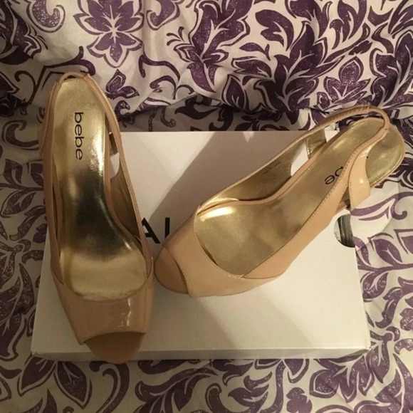 Bebe nude high heels! - Picture 2 of 3